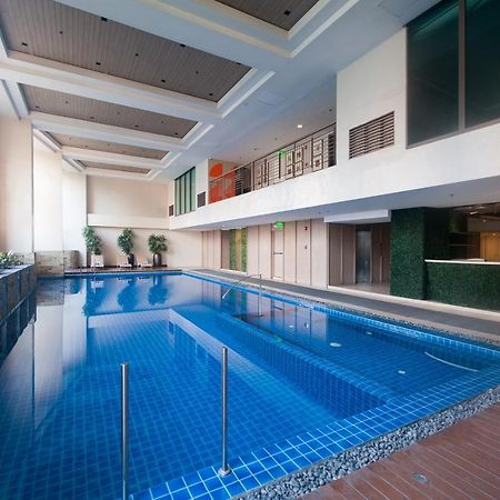 Kl Serviced Residences Managed By Hii Makati City Exterior photo