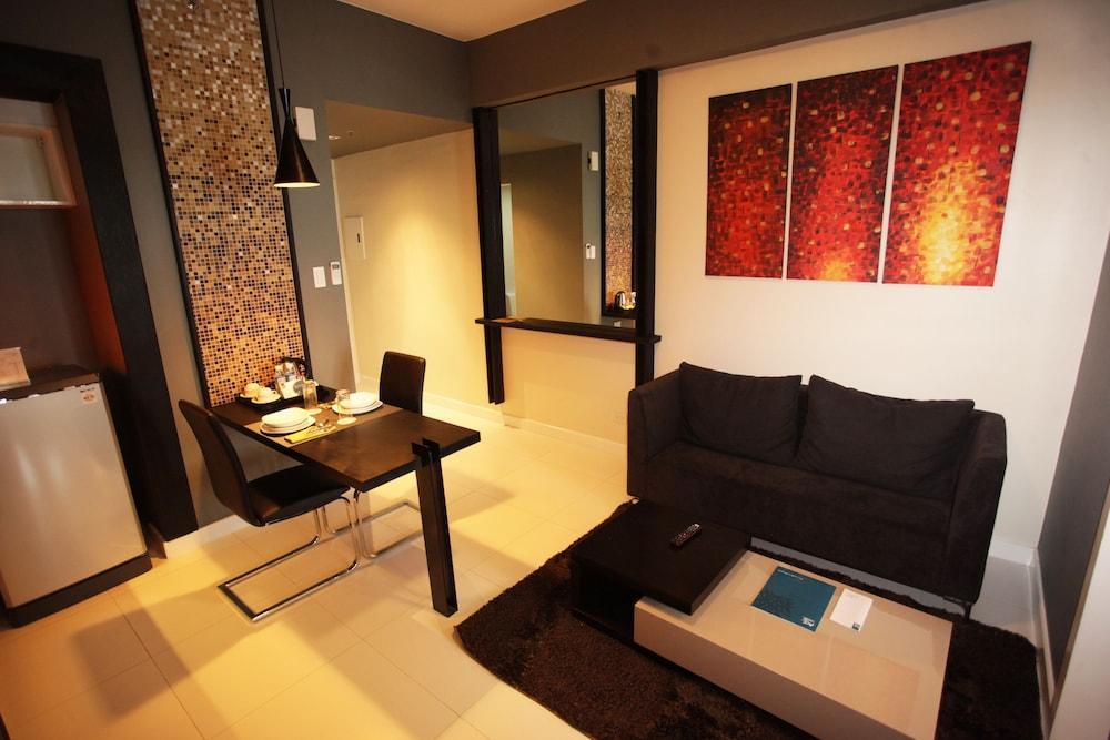 Kl Serviced Residences Managed By Hii Makati City Exterior photo