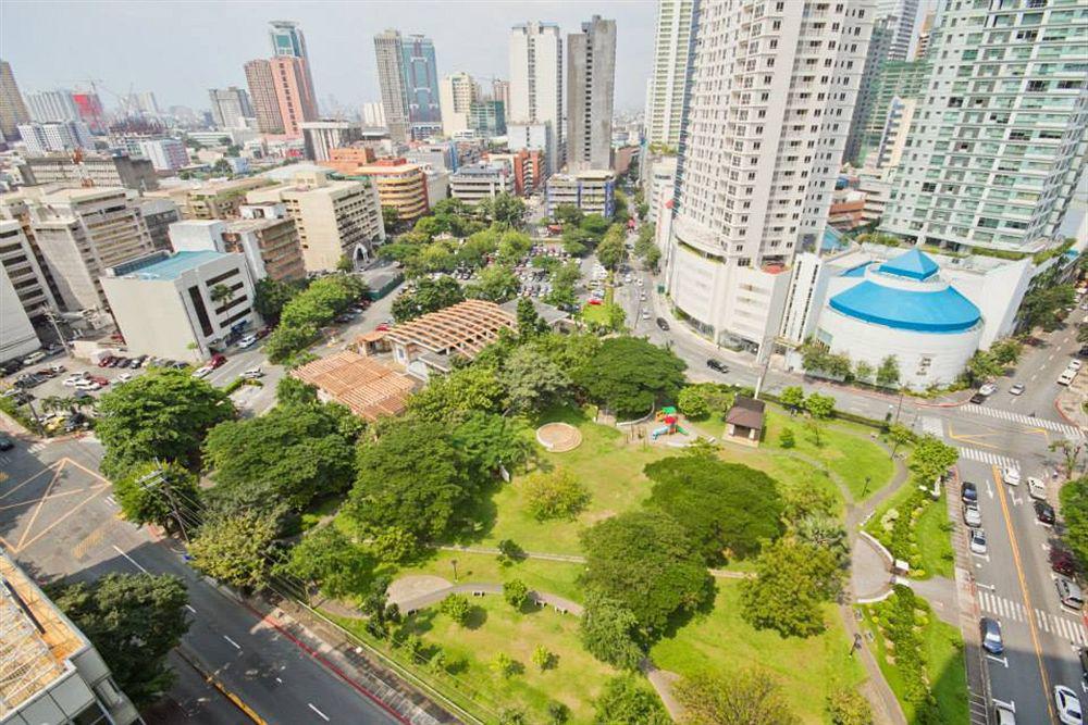 Kl Serviced Residences Managed By Hii Makati City Exterior photo