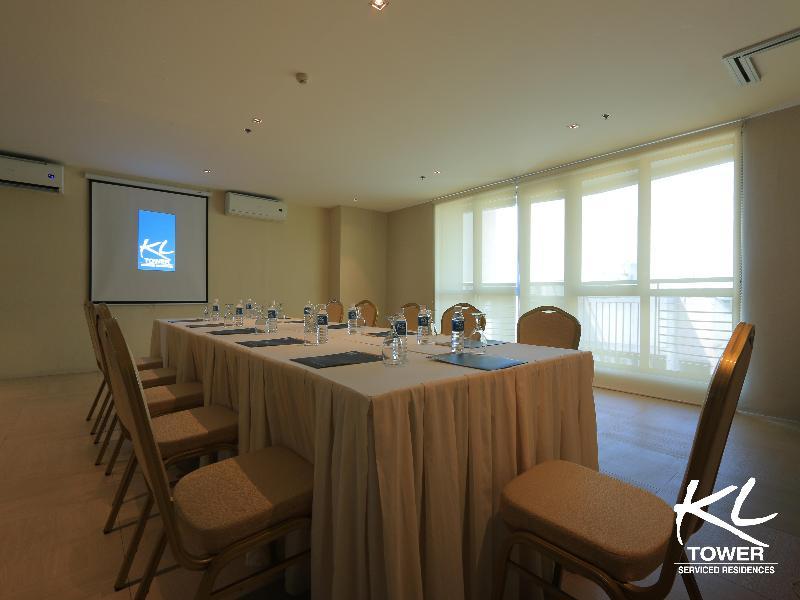 Kl Serviced Residences Managed By Hii Makati City Exterior photo